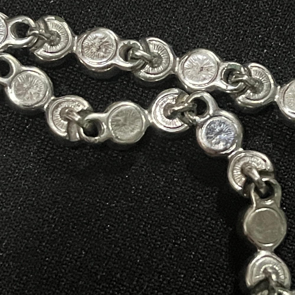 SWAROVSKI  crystal bracelet - 7 inches - Picture 8 of 8